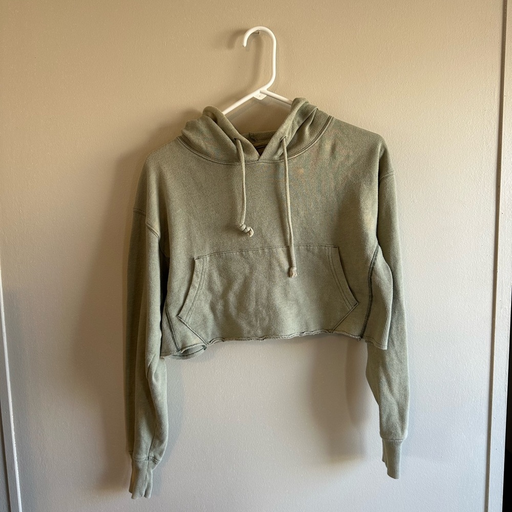 SO Women's Sage Green Cropped Hoodie